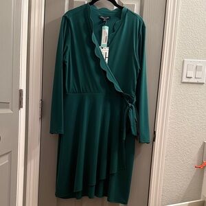 41 Hawthorn Emerald Green Long Sleeve Faux Wrap Dress with Scalloped Details NWT